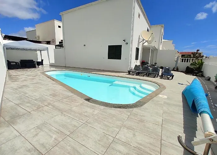 3 Private - 3 Privadas Shared Duplex Gara With Private Pool