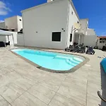 3 Private - 3 Privadas Shared Duplex Gara With Private Pool