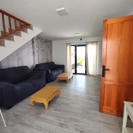 3 Private - 3 Privadas Shared Duplex Gara With Private Pool Habitación en casa particular *