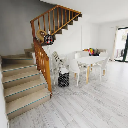 3 Private - 3 Privadas Shared Duplex Gara With Private Pool Kwatera prywatna