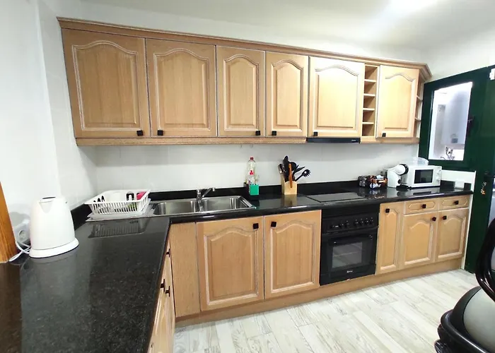 Kwatera prywatna 3 Private - 3 Privadas Shared Duplex Gara With Private Pool