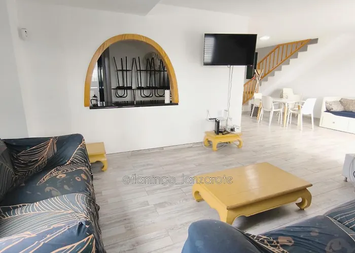 Kwatera prywatna 3 Private - 3 Privadas Shared Duplex Gara With Private Pool Costa Teguise