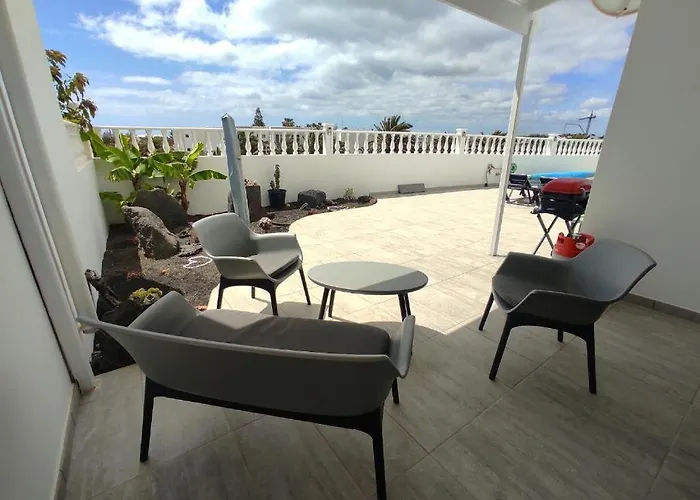 3 Private - 3 Privadas Shared Duplex Gara With Private Pool *